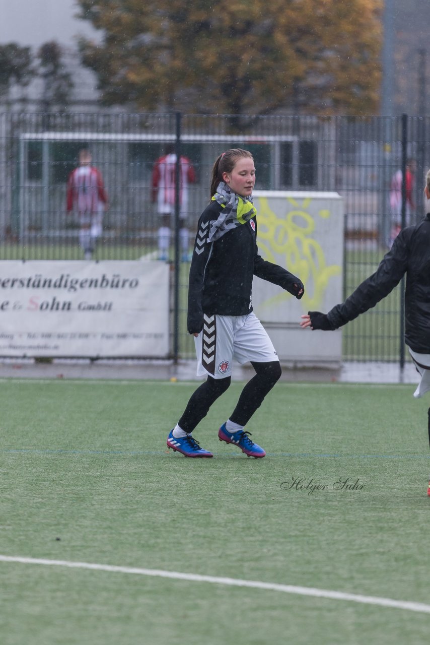 Bild 150 - B-Juniorinnen FC St.Pauli . Braedstrup IF : Ergebnis: 4:1